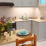 Seaside Cushy Apartman